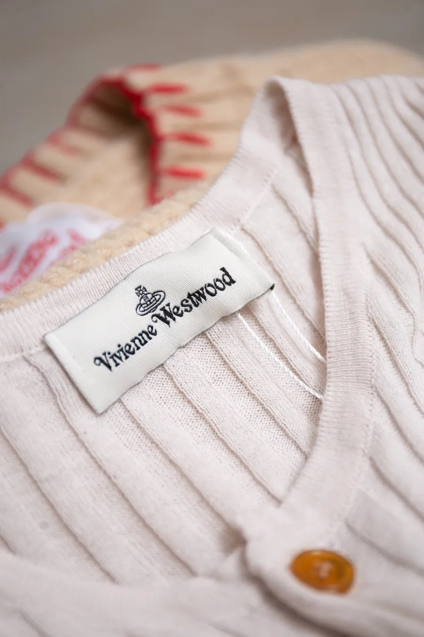 vivienne west wood saturn embroidered round neck buttoned sweater slim fit M L 2 sizes